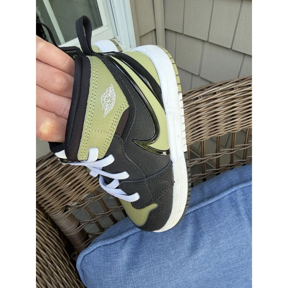 Nike Air Jordan 1 Mid Olive green colorway TD Toddler Size 9C Used